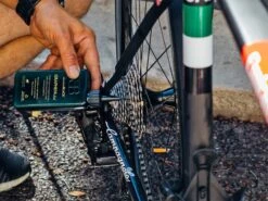 Absolute Black AbsoluteBLACK Lubrifiant Chaîne GRAPHENlube - 140ml Toutes Conditions -Vélos Série Boutique absoluteblack lubrifiant chaine graphenlube 140ml toutes conditions 3