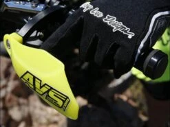 AVS Racing Protège Mains VTT MTB Hand Guard Basic -Vélos Série Boutique avs racing protege mains vtt mtb hand guard basic 2