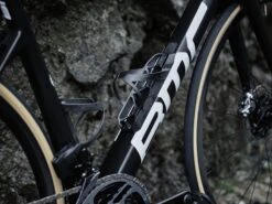 BMC Porte-bidons Aéro Pour Teammachine SLR Et SLR01 -Vélos Série Boutique bmc porte bidons aero pour teammachine slr et slr01 3