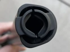 BMC Support Batterie Shimano Di2 Pour Tige Sans Mousse - 219532 -Vélos Série Boutique bmc support batterie shimano di2 pour tige sans mousse 219532 5