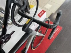 BMC Teammachine SLR01 Four Force AXS Vélo De Course 2023 -Vélos Série Boutique bmc teammachine slr01 four force axs velo de course 2023 4