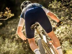 GOBIK Cuissard Court Absolute 5.0 K10 Deep Blue Warm 2022 -Vélos Série Boutique gobik cuissard court absolute 50 k10 deep blue warm 2022 3