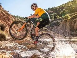 GOBIK CX Pro 2.0 Saffron Maillot Manches Courtes Warm 2022 -Vélos Série Boutique gobik cx pro 20 saffron maillot manches courtes warm 2022 2