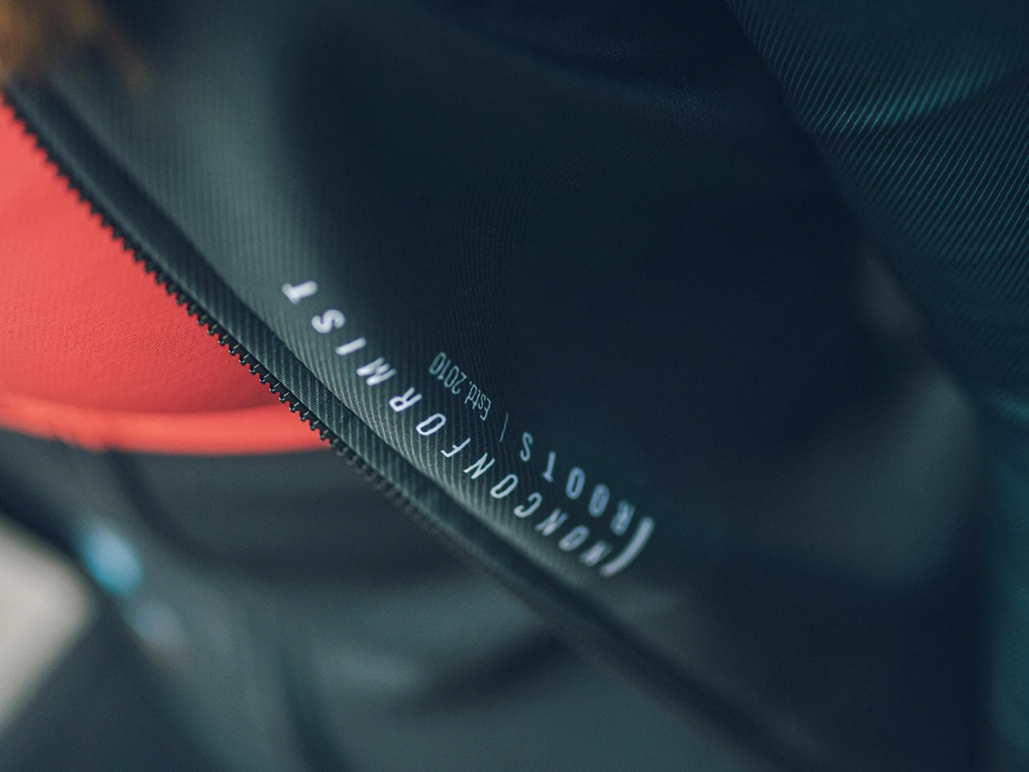 GOBIK Gilet Thermique Unisexe Xmax Black Lead - 2022 6 GOBIK Gilet Thermique Unisexe Xmax Black Lead - 2022 – Image 4