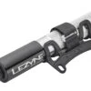 LEZYNE Grip Drive HV Pompe à Main + Support Cadre Vélo 2 LEZYNE Grip Drive HV Pompe à Main + Support Cadre Vélo -Vélos Série Boutique lezyne grip drive hv pompe a main noire support cadre velo