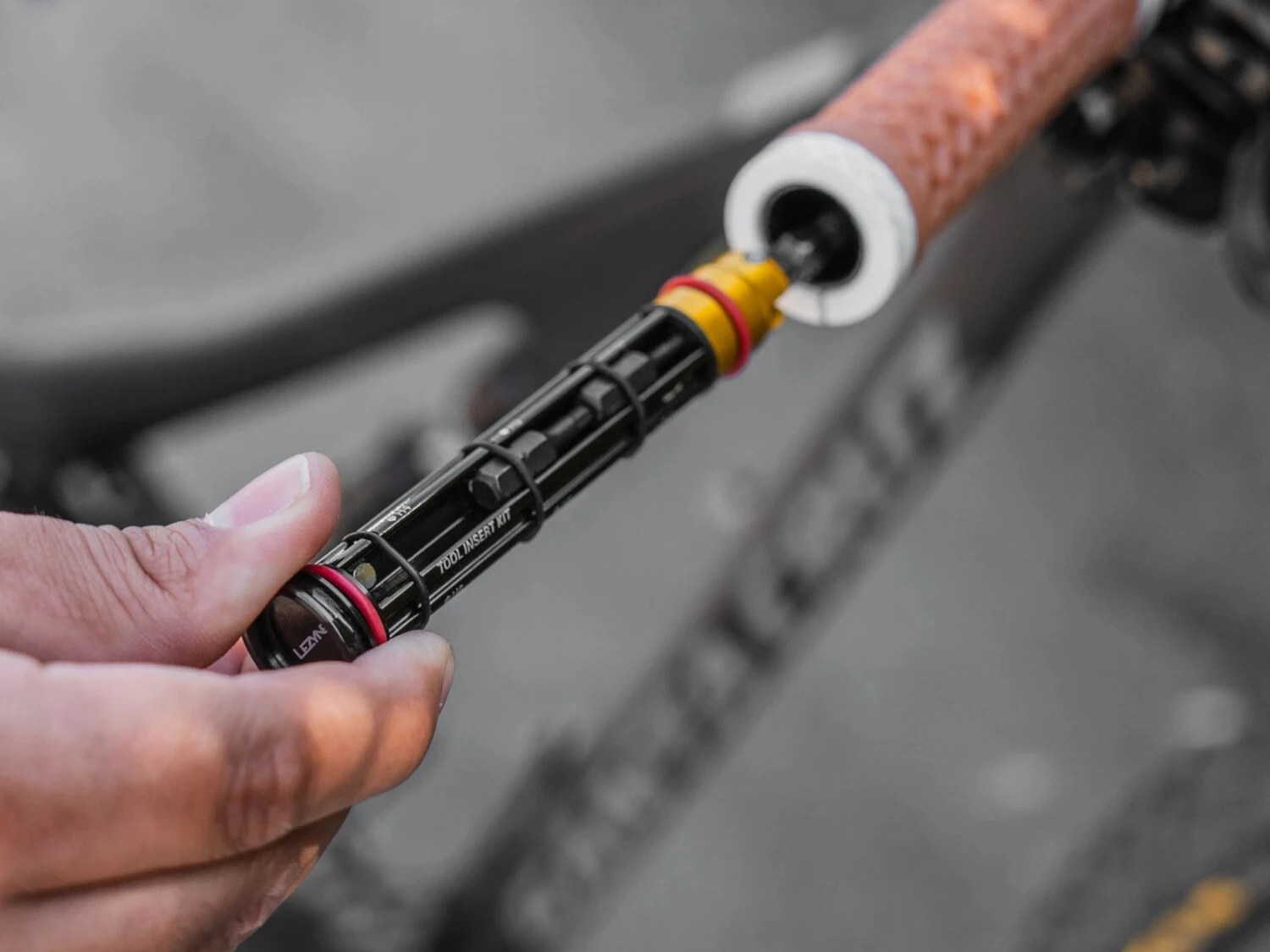 LEZYNE Multi-tools Dual Insert Kit Pour Guidon De VTT 10 LEZYNE Multi-tools Dual Insert Kit Pour Guidon De VTT – Image 8