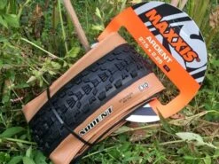 MAXXIS Ardent Pneu Souple Dual Exo TR Skinwall - 27,5 X 2,25 Pouces -Vélos Série Boutique maxxis ardent pneu souple dual exo tr skinwall 275 x 225 pouces 4