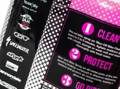 MUC-OFF Pack Bike Care Nettoyant Vélo Spray 1L + Lustrant Aérosol 500ml -Vélos Série Boutique muc off pack bike care nettoyant velo spray 1l lustrant aerosol 500ml 6