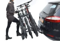 PERUZZO Pure Instinct Attelage Transport 3 Vélos -Vélos Série Boutique peruzzo porte velo inclinable pliable pure instinct 3 velos 2